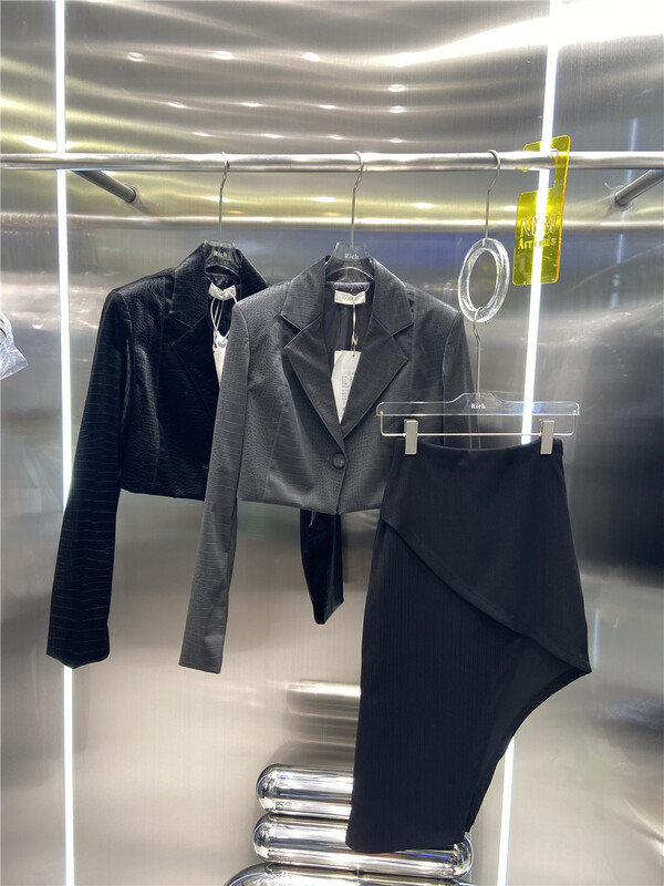 New year in early spring! [rich man] Korean version temperament personality one button leather suit 0841\pcz