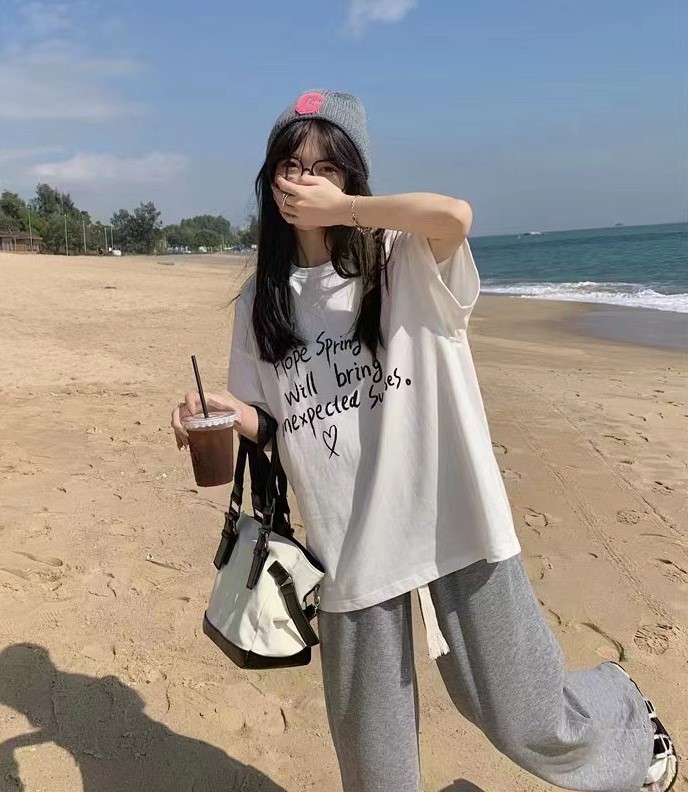 [j.2] comfortable loose heart letter short sleeve T-shirt 2228\lsw