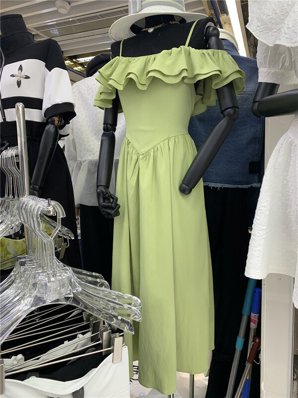 In early summer! [mialiesy] temperament Ruffle edge sling off shoulder dress 360\pcz