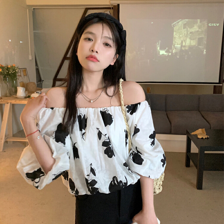 [dolly] off the shoulder floral bubble sleeve shirt with a straight neck 7380\pcz
