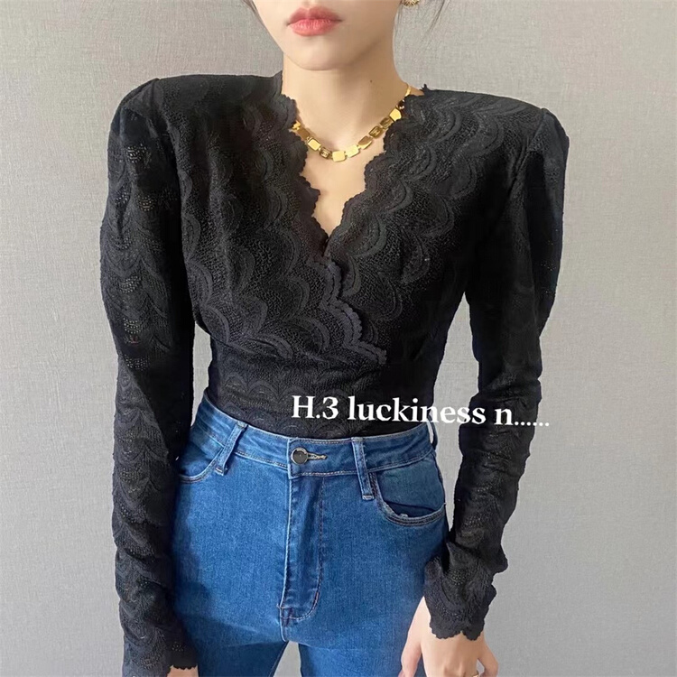 New year in early spring! [H3] Korean lace shoulder pad shirt 1681\wtt
