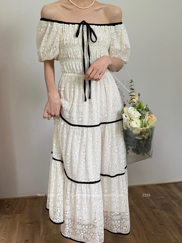 [new open] Korean version contrast lace hook and tie dress gl22886\zxx