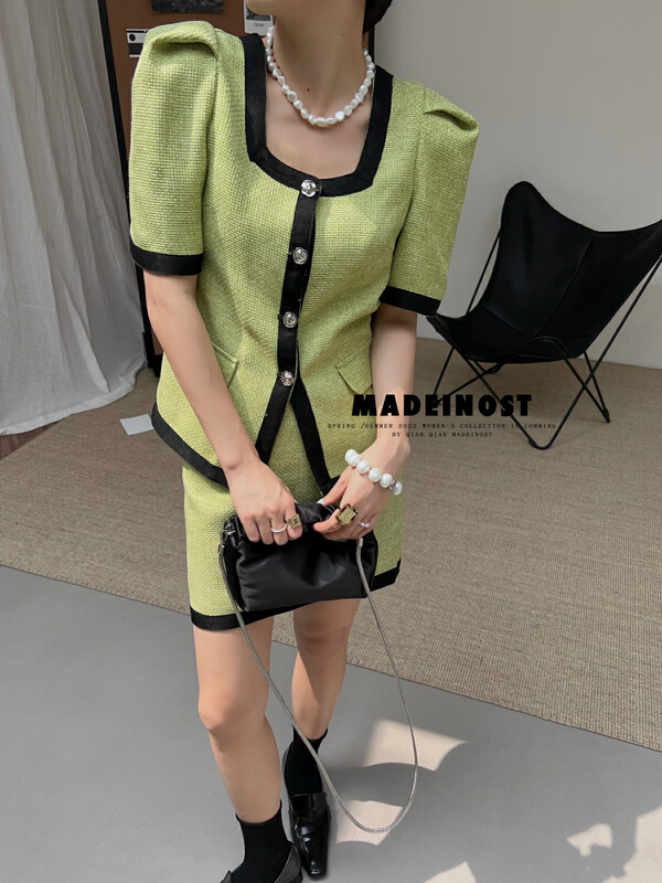 In early summer! [OSHA madeinost] small fragrance and color edge temperament shirt + slim skirt suit 86216\ll