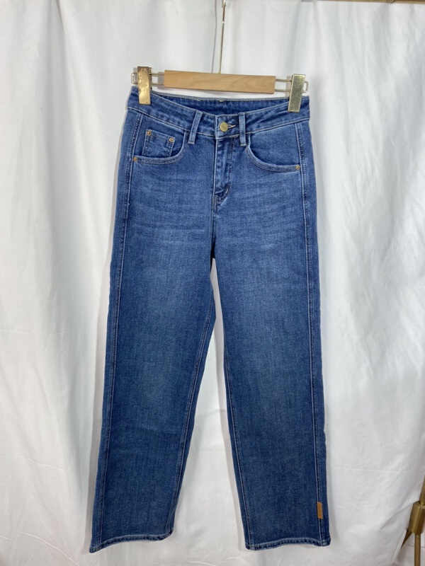 [Yi show shop] simple and slim fashion jeans 1546\cl