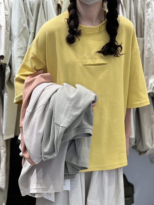 [see Sichuan in a few cloth] Mini kangaroo pocket loose short sleeve T-shirt 822220\l