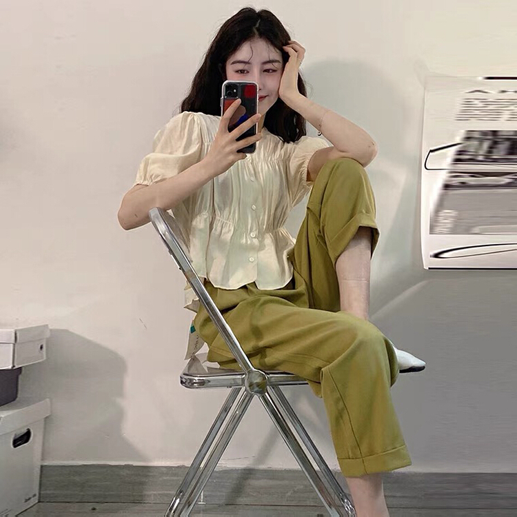 [Kiki studio] simple and versatile solid color V-neck shirt + basic and versatile solid color comfortable Pants Set 6029\hjy