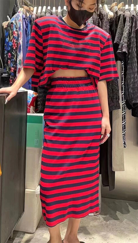[Yan Zhen] simple stripe loose letter short sleeve + Korean slim stripe skirt suit 67220\pcz