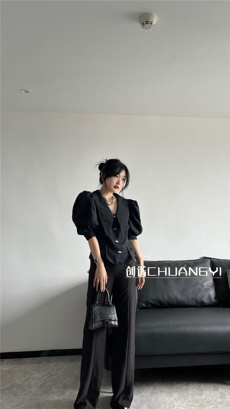 【 Chuangyi 】 Korean version baby neck bubble sleeve slim shirt 5545\pcz