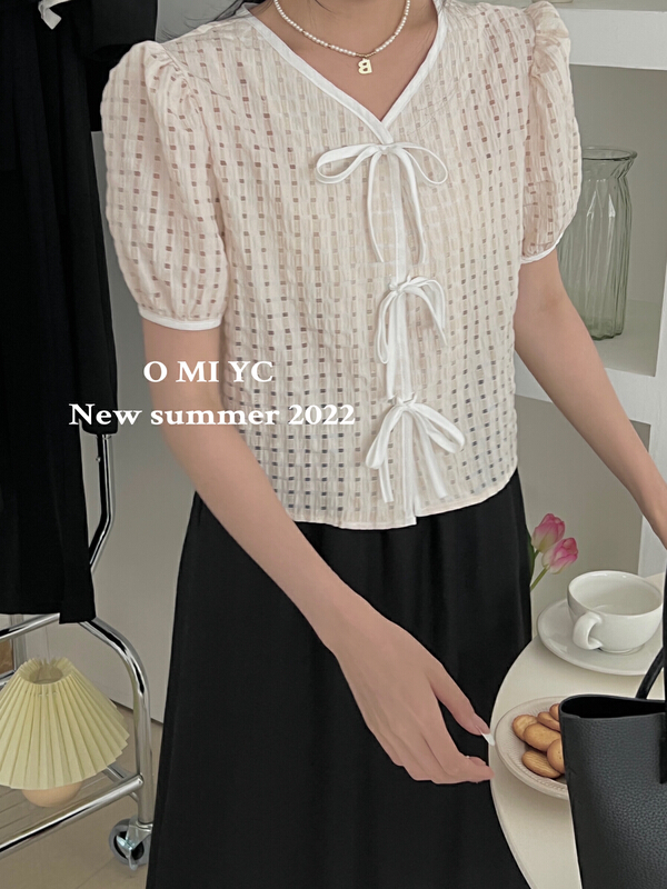 [O MI] Korean V-neck fresh shirt 8650\hbx