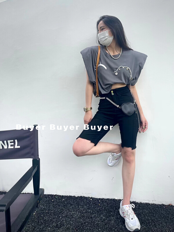 [buyer] high waist black cropped jeans (with waist bag) 9181\wtt