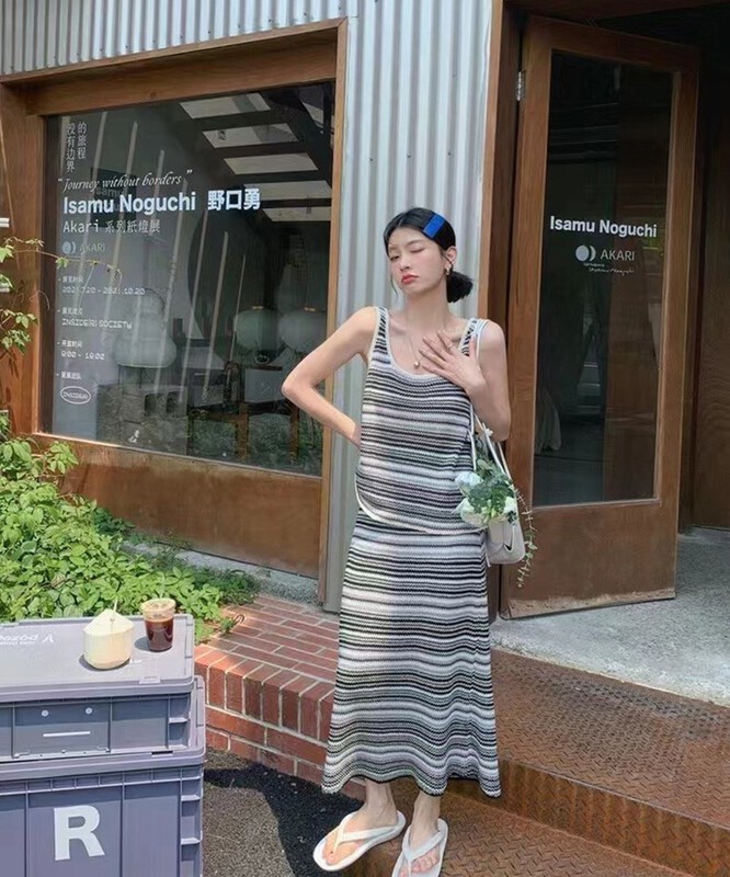 [Zhu] round neck STRIPED FASHION Vest + high waist skirt suit 22519\lsw