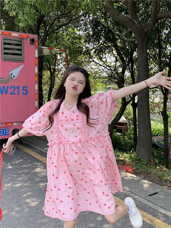 [dolly] Korean sweet V-neck broken flowers and wood ear bubble sleeve dress 2689\pcz