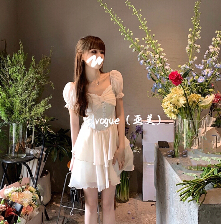 [c.vogue] French design lace splicing waist closing cake dress 3910\pcz