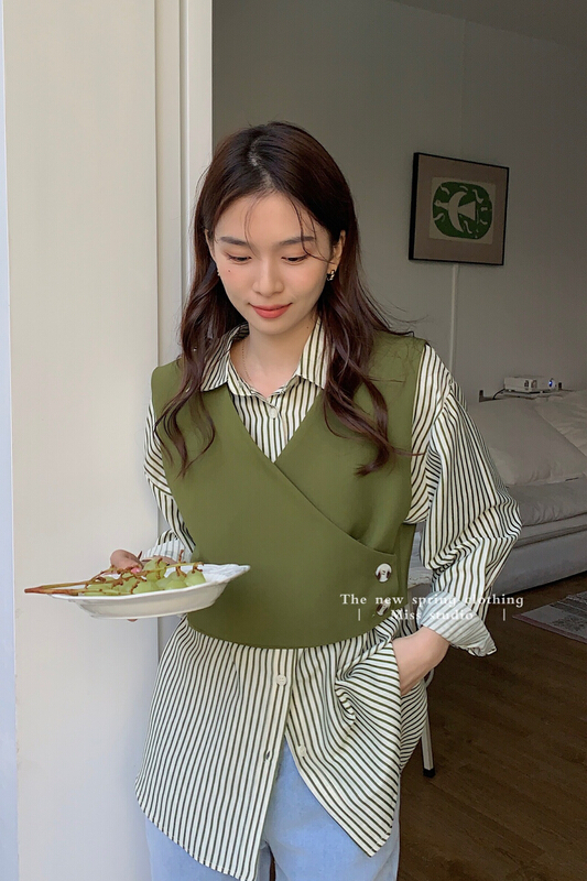 New year in early spring! [miss miss home] V-neck side button fashion vest ys2-2f008\zsy