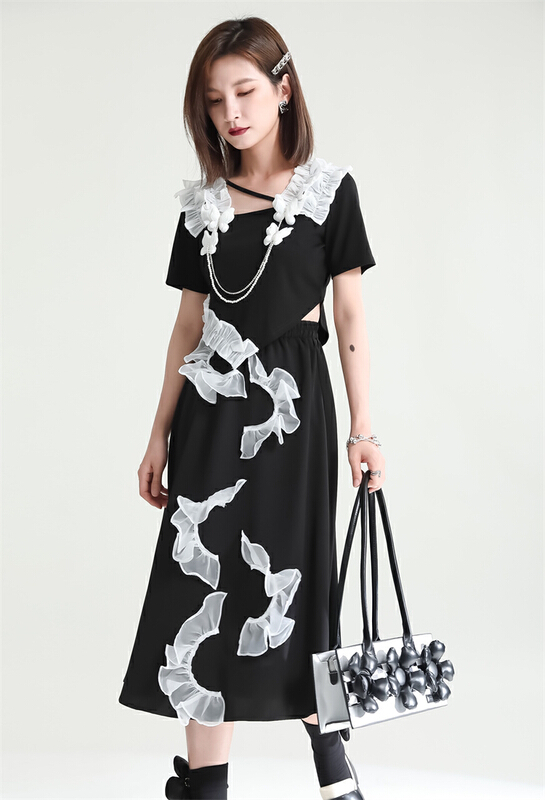 [z&c] niche design irregular bow short sleeve T-shirt (with brooch and removable chain) 3200\lsw