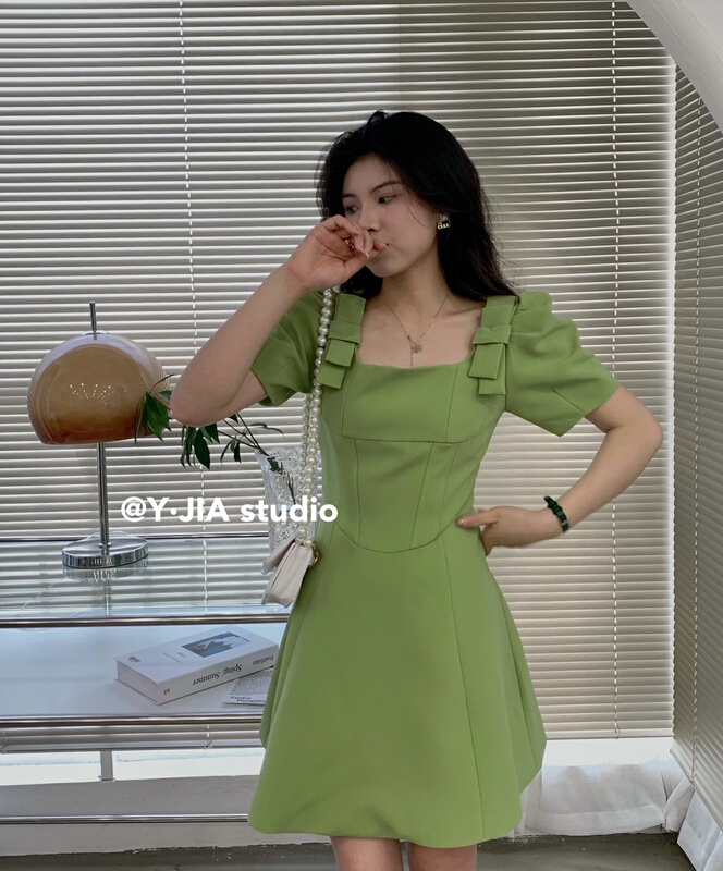 [y.jia EJA] simple and gentle square neck bubble sleeve dress ys1-5567\pcz