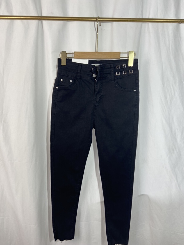 [Yi show shop] fashionable foreign style small leg jeans 1601\cl