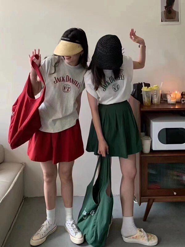 [Moco Moco small a family] letter fashion short sleeve T-shirt + elastic waist loose skirt pants + large capacity bag set 853\pcz