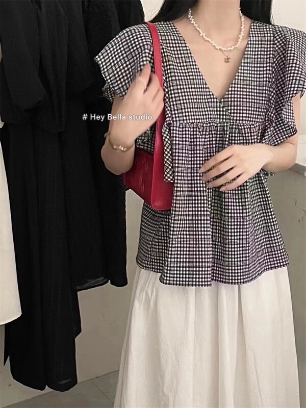 [hey Bella] simple checkered V-neck fly sleeve shirt ys1-1630\ll