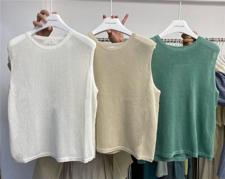 [within the world] simple solid color versatile sleeveless sweater 6007\xyy