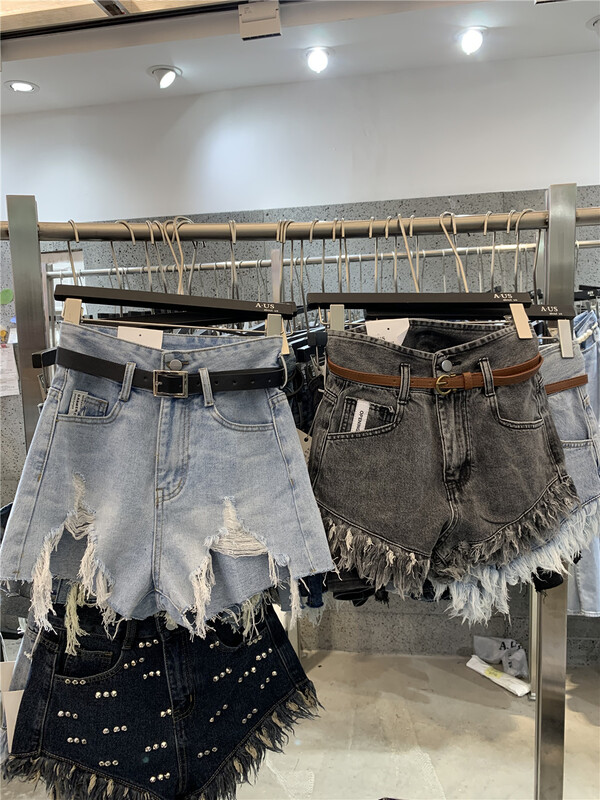 【 aus 】 Korean retro fashion raw denim shorts (with belt) 6910\pcz