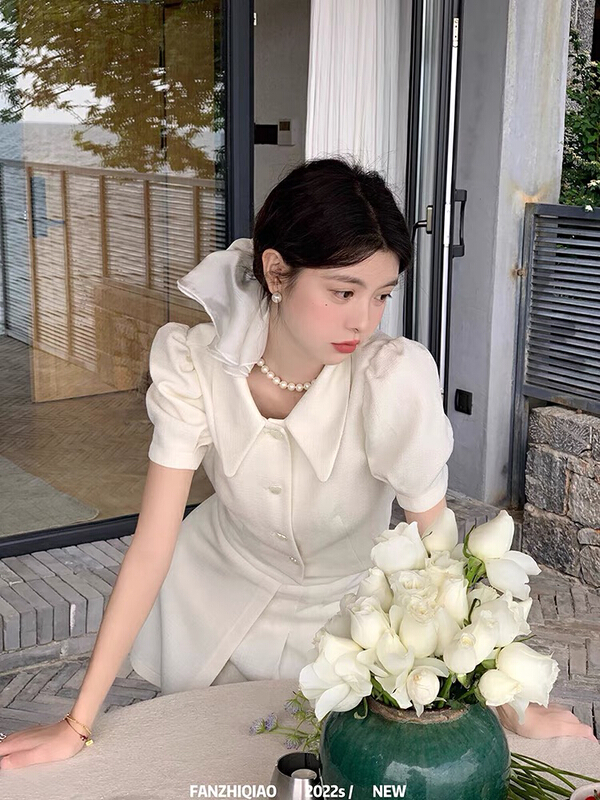 [jun.t] small fragrance simple and comfortable short coat + high waist skirt suit (excluding necklace) 6130\pcz