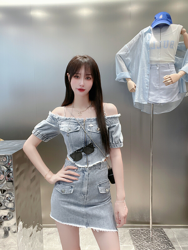 [m&m] Korean one shoulder zipper top + Spice Girls' simple skirt set 16511\pcz