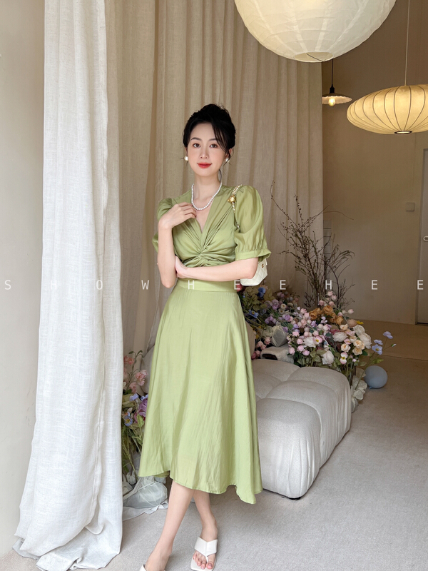 [xiuxixi] elegant and simple style, small shirt with bandage design + skirt suit 9108\jhy
