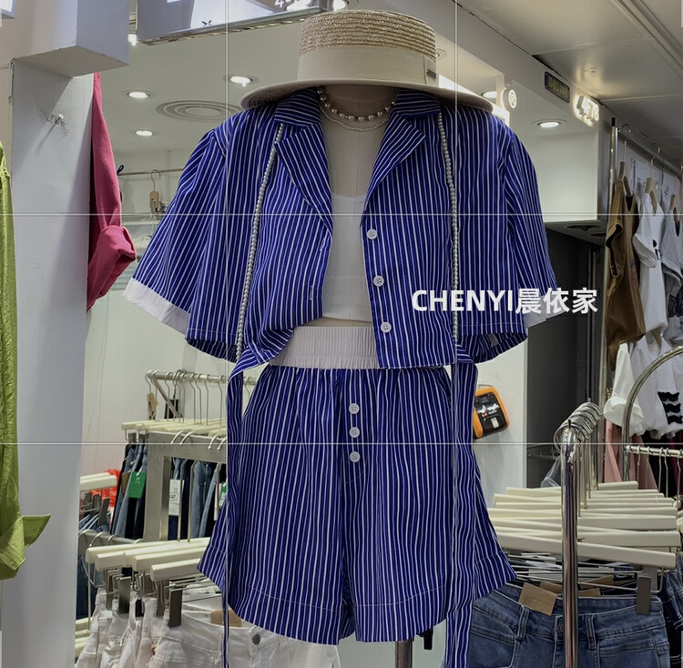 [Chenyi] stripe contrast short coat + elastic waist casual Shorts Set 1058\xyy