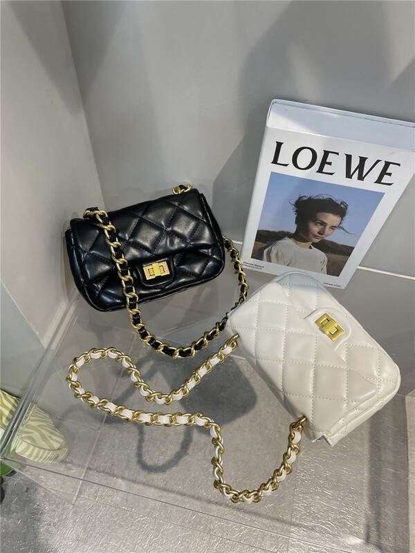 [words] solid color small fragrance versatile shoulder bag 20-3163 \ccl