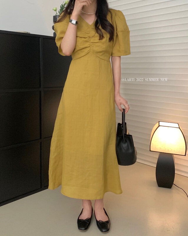 [larti] V-neck temperament, slim dress at waist 88113\ll