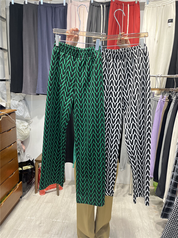 New year in early spring! [.Ms Buer] comfortable geometric straight casual pants 2206\lsw