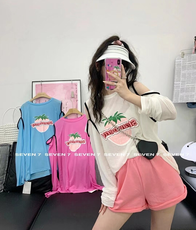 [seven 7] Korean sweet strawberry off the shoulder printed sunscreen shirt 8244\wtt