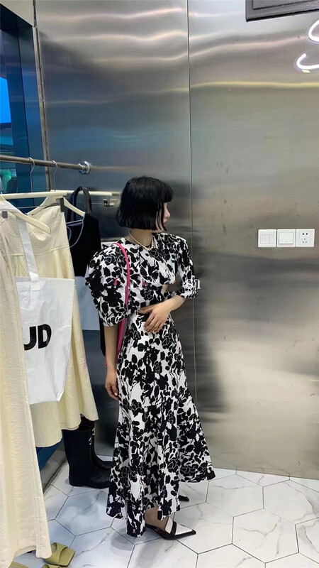 [Yan Zhen] bubble sleeve temperament shirt + long fishtail skirt suit 68821\pcz