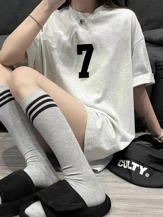 [East room] front and back printed Korean letters short sleeve T-shirt 10-92\wtt