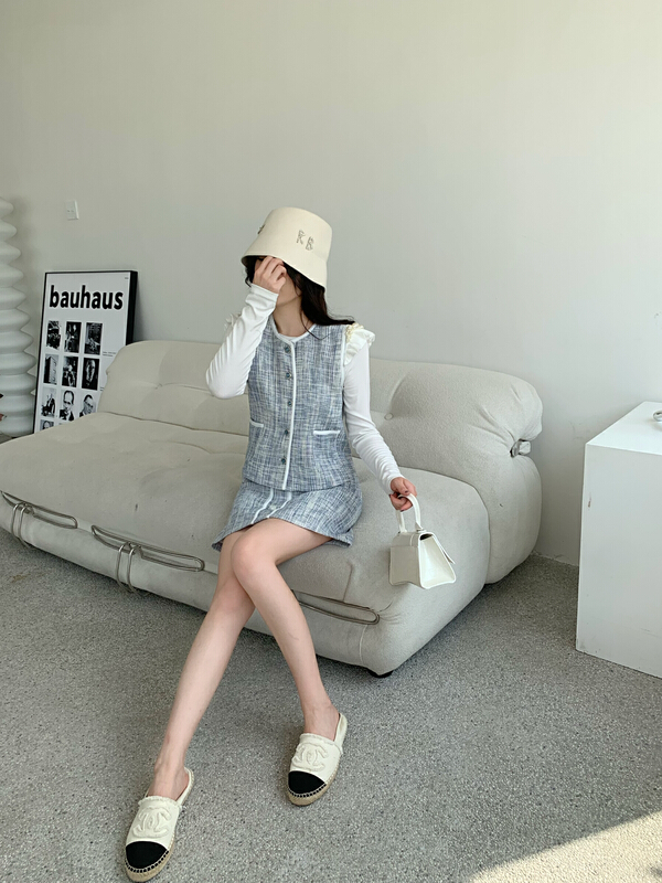 New year in early spring! [rich people] Korean version contrast color breasted short skirt 0883\pcz