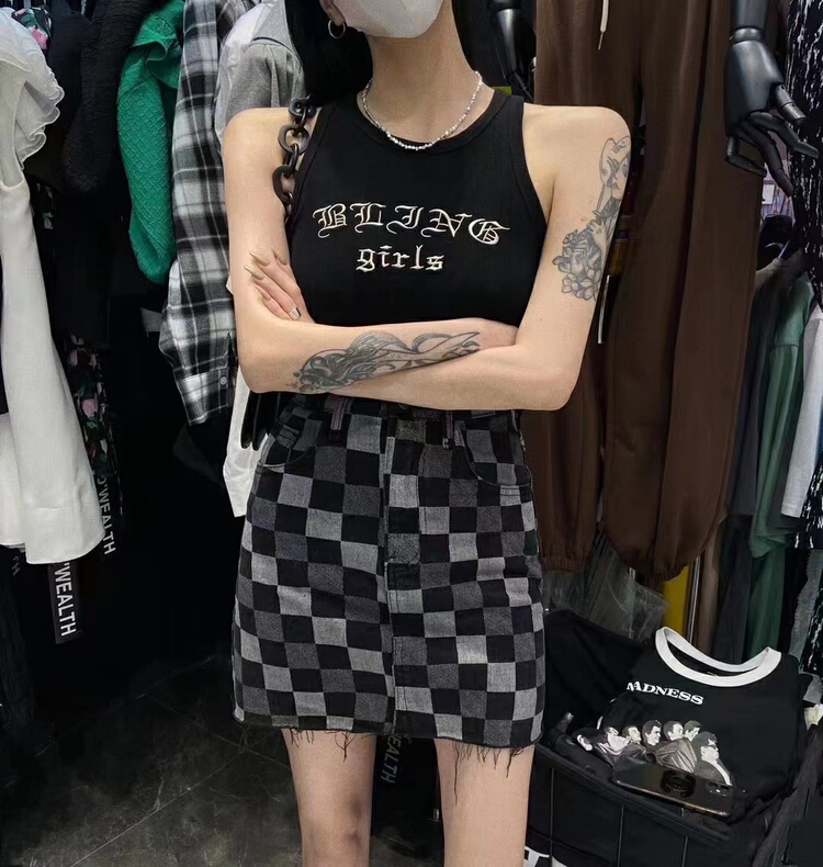 【 mi 】 Korean version of Western checkerboard denim skirt 9700\pcz
