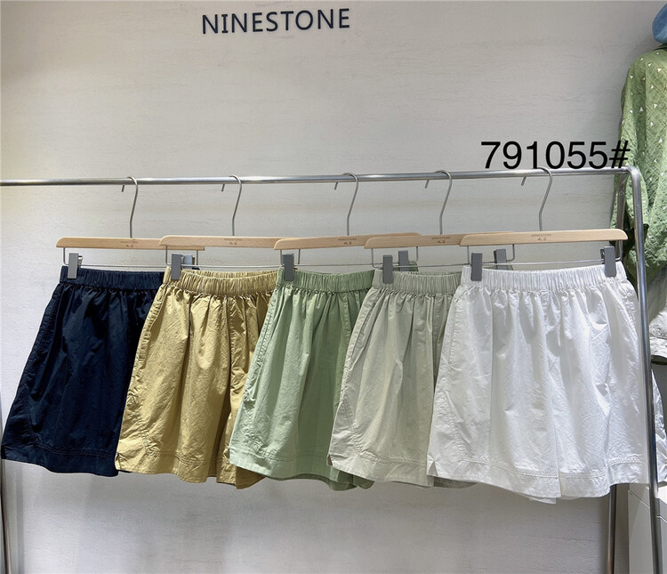 [ninestone nine stones] elastic waist slim comfortable casual shorts 791055\l