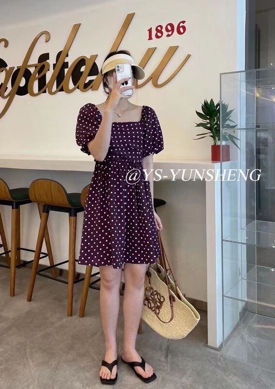 [Yunsheng] Fashion Square Neck style polka dot dress 6759\l