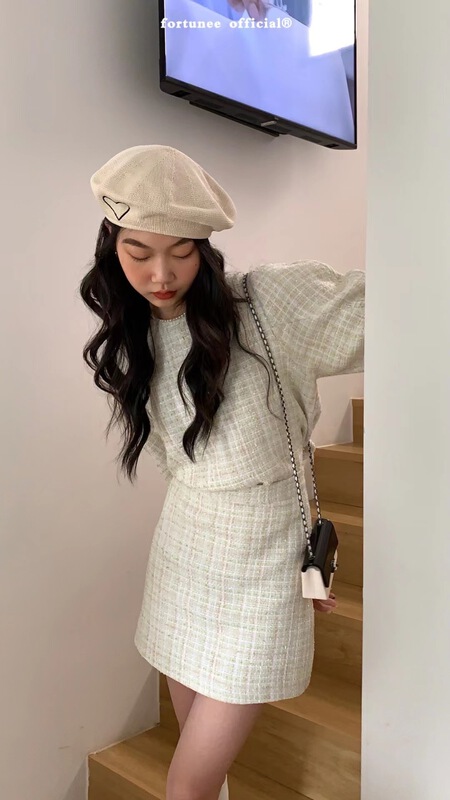 [withmin] simple and fashionable A-line lattice skirt (only selling skirt) q4156\cls