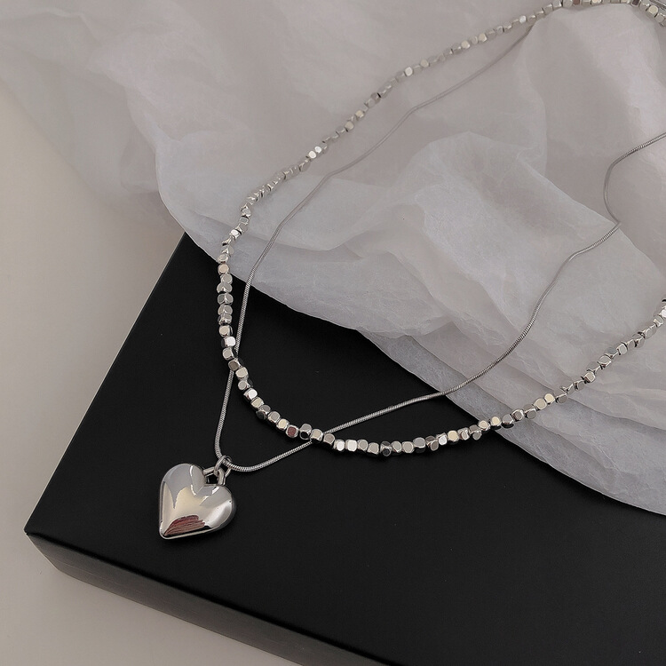 [inside] spice girl sweet cool simple small square connected with Love Pendant short necklace x1596\zxl