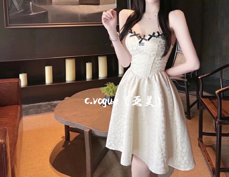 [c.vogue] French sweet cool design sense advanced jacquard suspender dress 3823\pcz