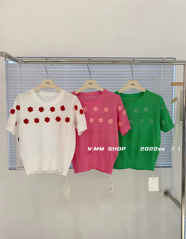 [v:mm] Korean style small fresh three-dimensional small flower short sleeve T-shirt 8195\cls