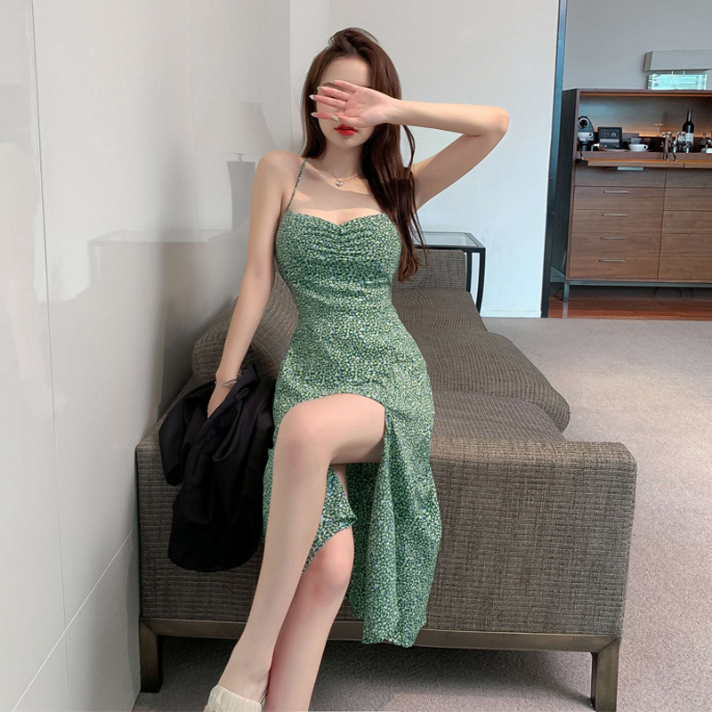 Real shot of Korean retro Campanula holiday chic fresh broken flower suspender split Jumpsuit dress