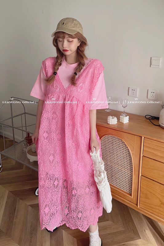 In early summer! [le&wong] simple net version medium length T-shirt + embroidered lace vest skirt set 8027-1\wtt
