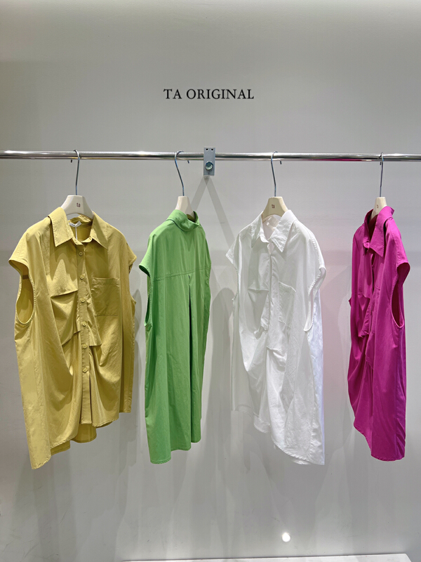 [TA] Korean loose sleeveless single breasted shirt (only selling shirts) 5505\ll