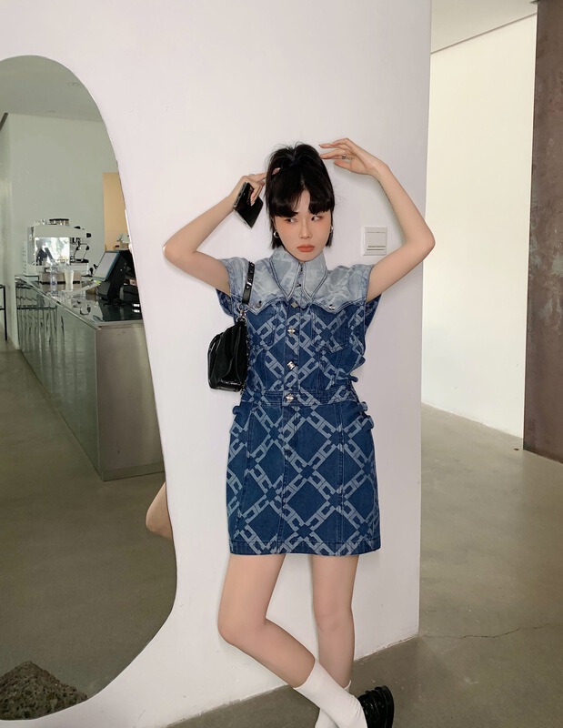 [pink Pinker] personalized fashion print gradient denim sleeveless dress 82630\lsl