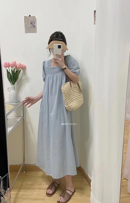 【 broccoli 】 Korean style square neck bubble sleeve temperament dress 8078\zjy