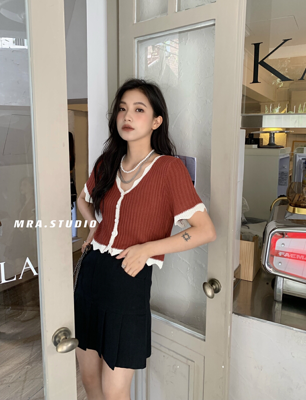 [MRA] simple and versatile contrast short knit cardigan m1899