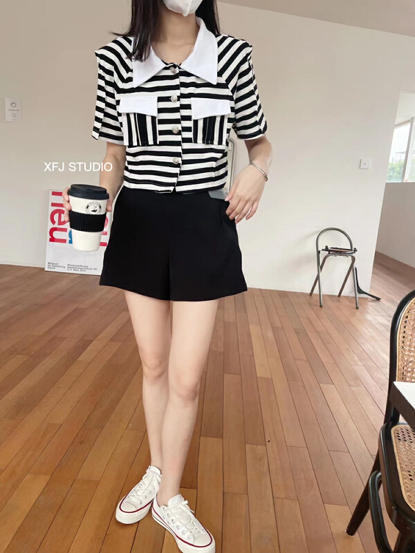 [Xiaofan family] simple and versatile single breasted shirt ys1-8297\lsw